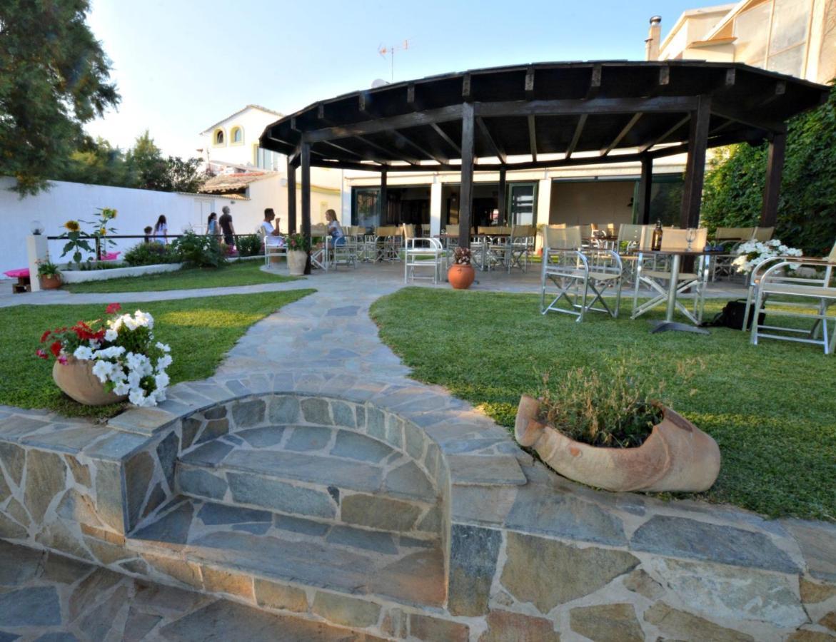 Maria'S Studios Agios Georgios  Buitenkant foto