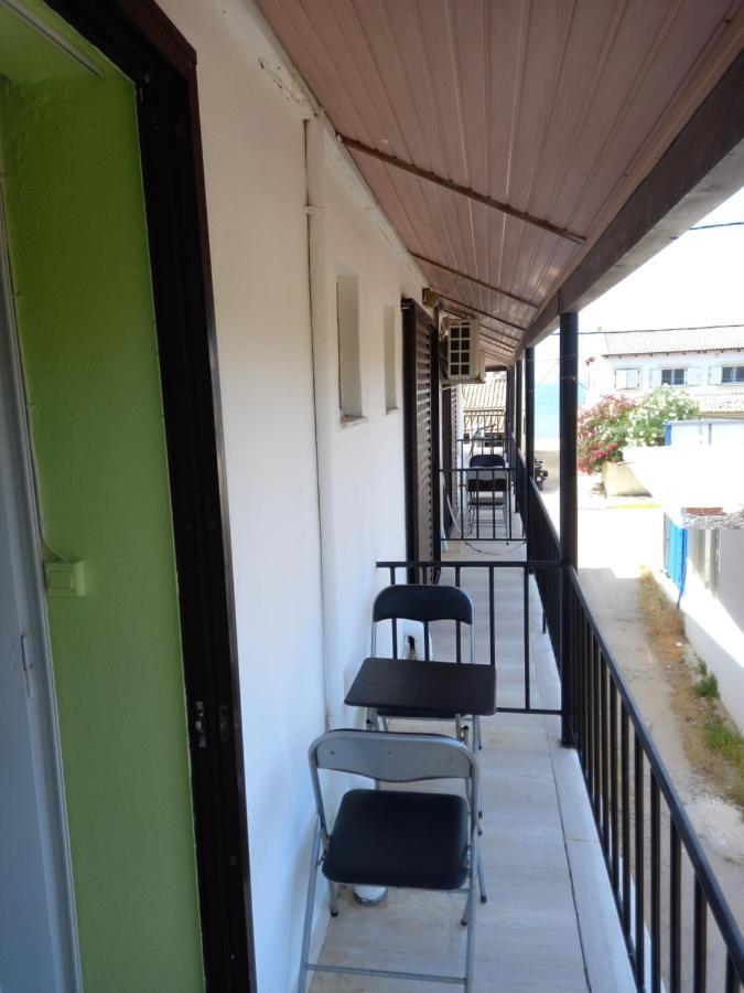 Maria'S Studios Agios Georgios  Buitenkant foto