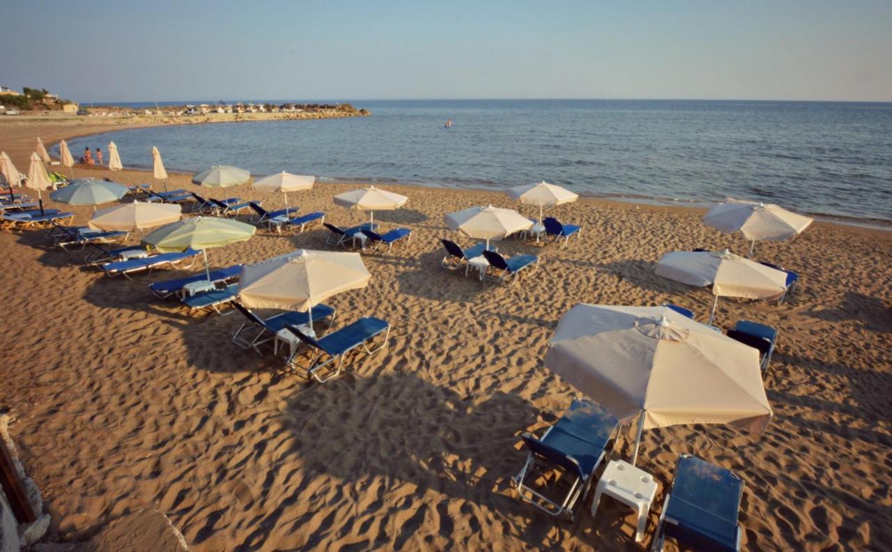 Maria'S Studios Agios Georgios  Buitenkant foto