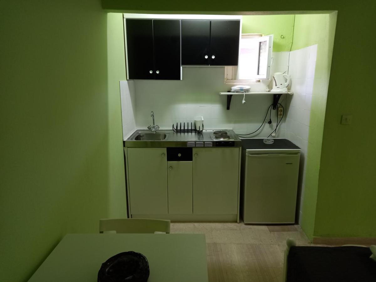 Maria'S Studios Agios Georgios  Buitenkant foto